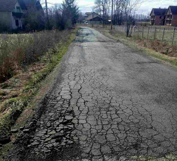 Руси обећали да ће санирати пут код Лазаревца